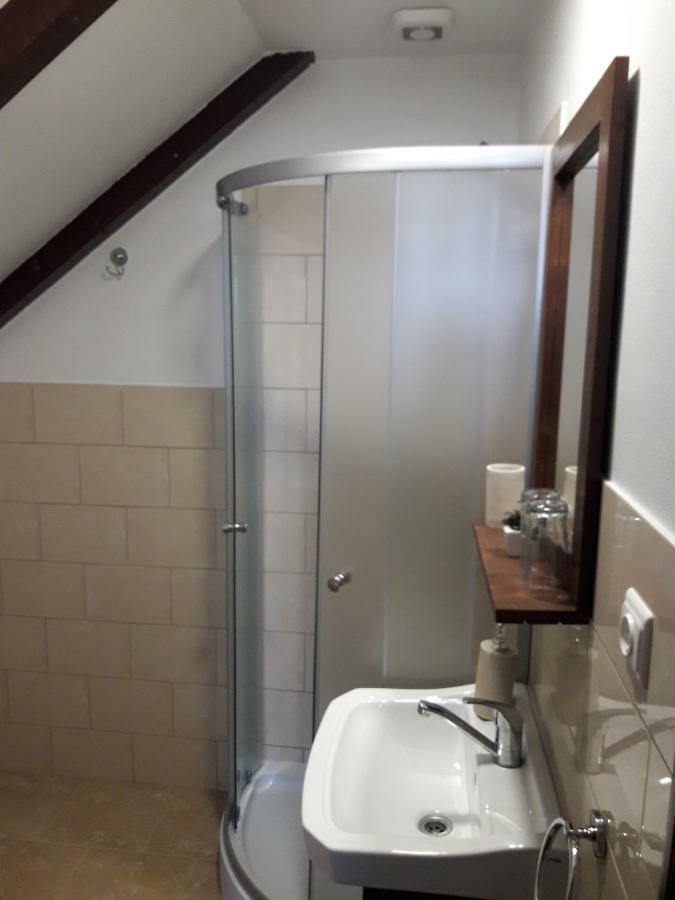 Oravitza Inn Oravicabánya Kültér fotó